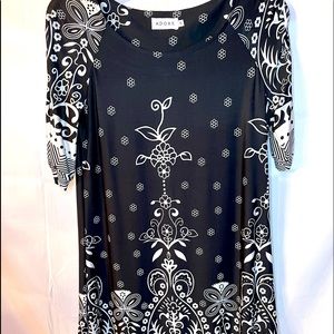 Beautiful black and white dress by Adore